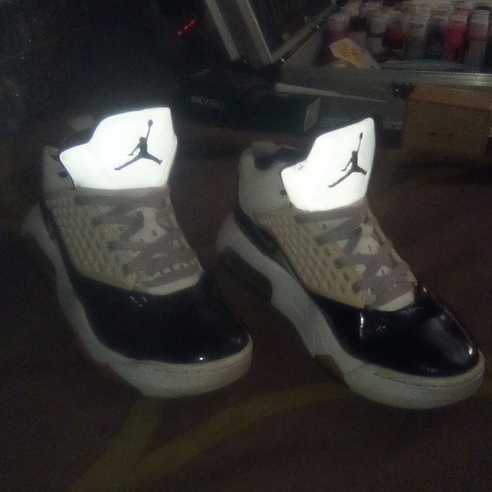 Jordan Maxin 200 White Ice